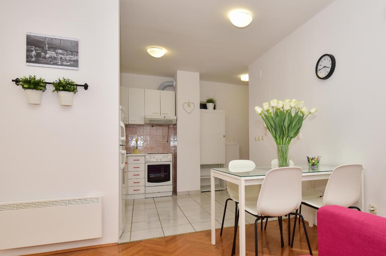 Heart Of Makarska Apartman Kültér fotó